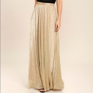 Lulu’s gold maxi skirt